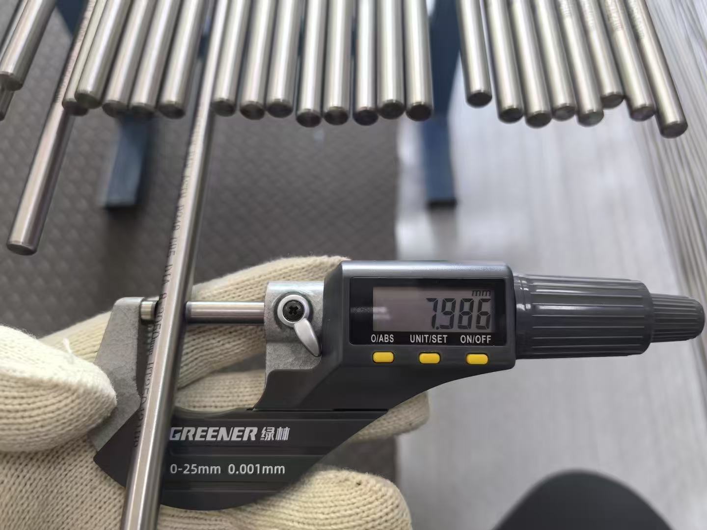 ASTM F136TI-6AL-4V ELIGR23 CANNULATED BAR